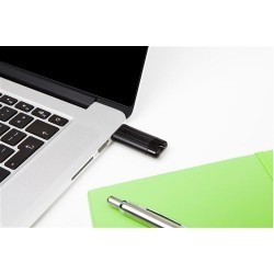 CLE USB 64GB VERBATIM